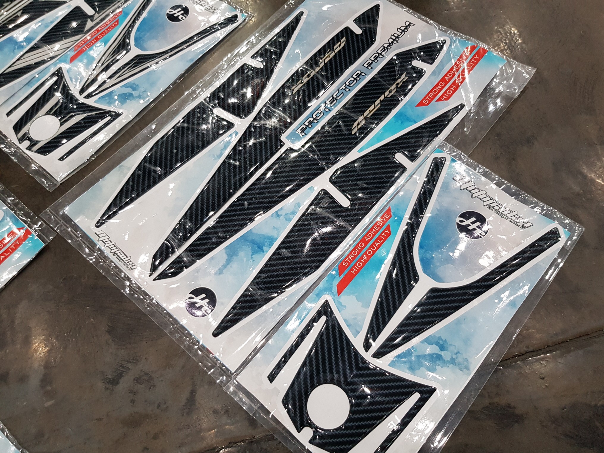 Rear Side Pad For Yamaha Aerox 2021-BLACK