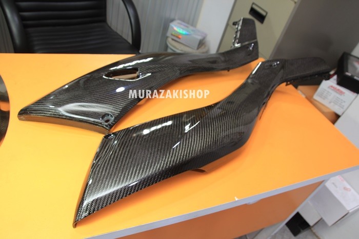 side carbon for yamaha xmax300