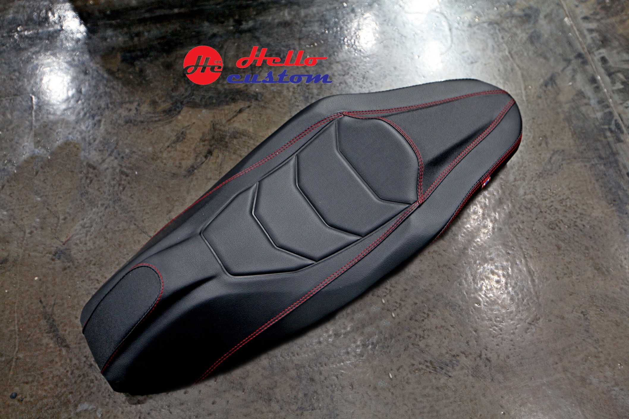 SEAT V1 For Honda PCX 160      