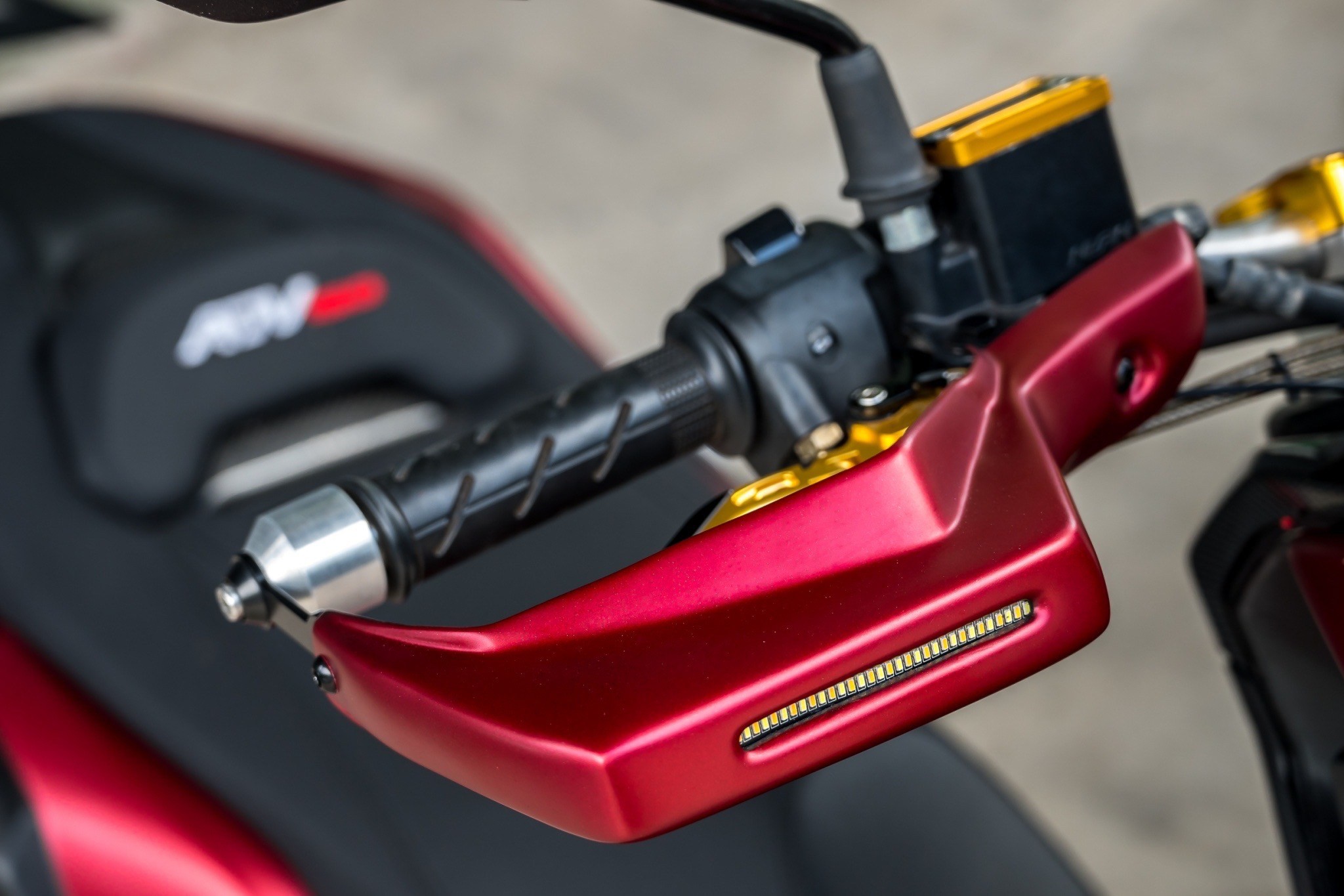 Hand Protector Lighting MOTOZAAA Honda ADV150