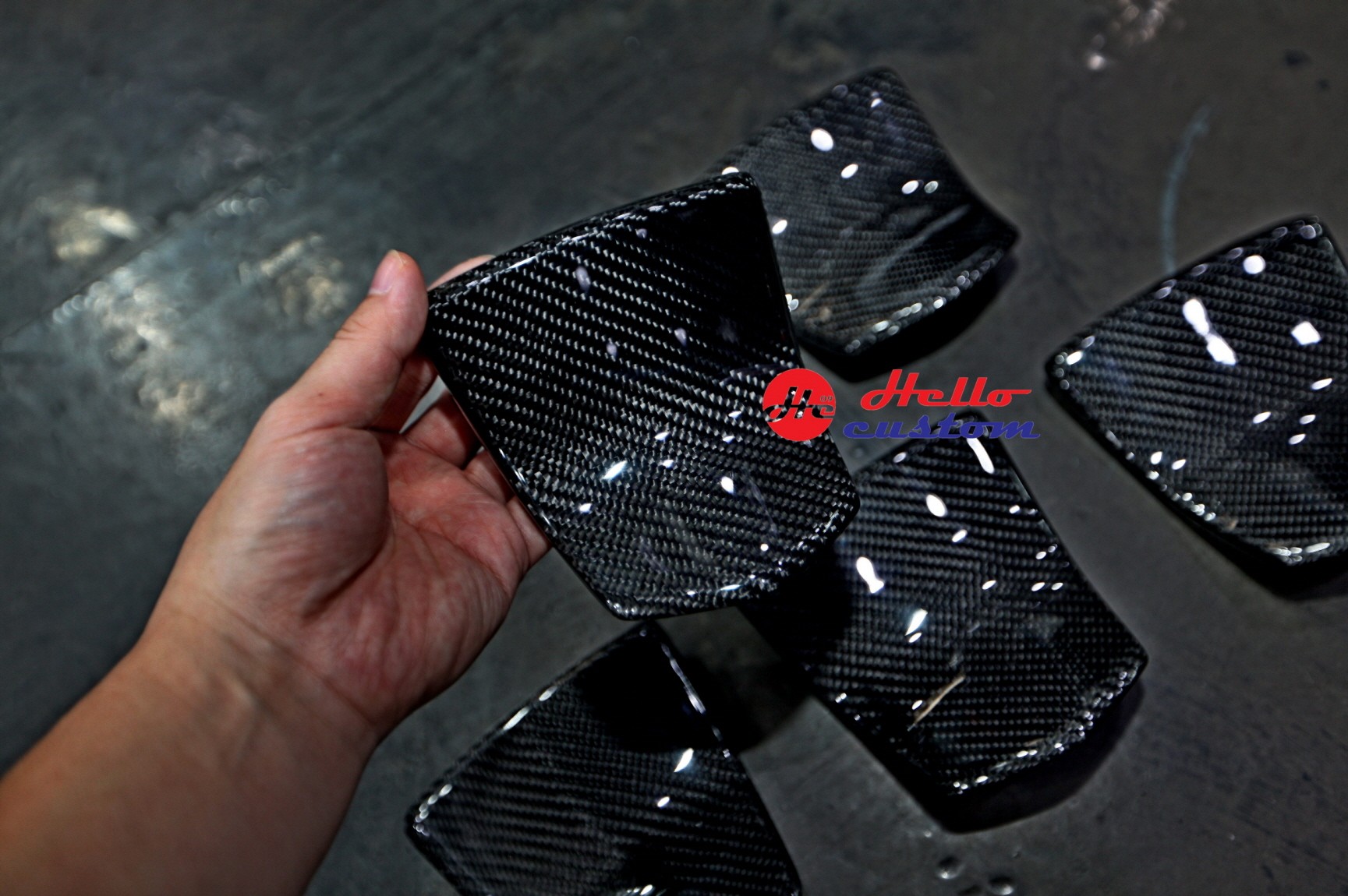 CARBON FUEL CAP FOR HONDA FORZA 350